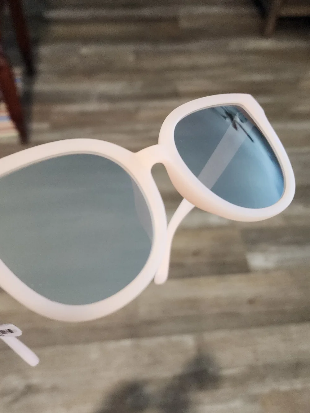 Quay Australia Blush Round Sunglasses